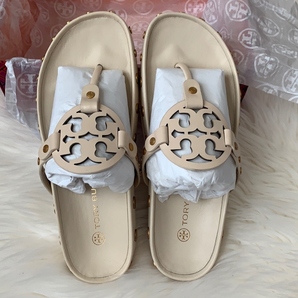 New 🔥 Tory Burch Miller Cloud Coin Sandal